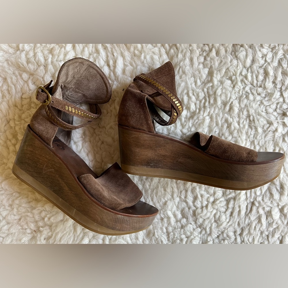 Calleen Cordero Hila Brown Suede and Wood Platform Sandal Size 7.5
